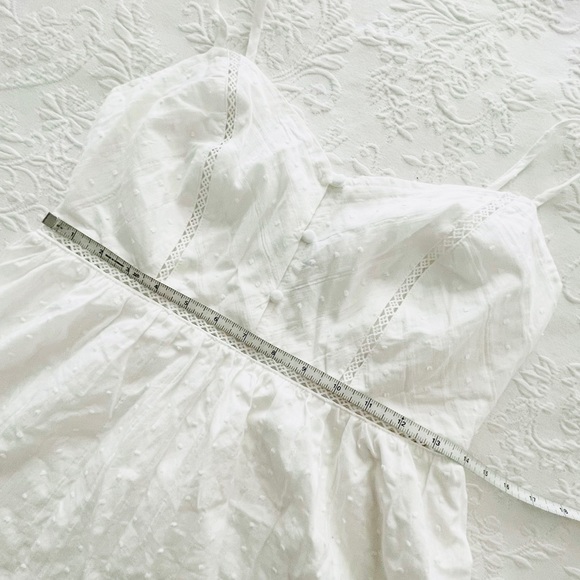NWOT Lulus Everyday Angel White Sleeveless Swiss Dot Lace Mini Dress Small - Picture 7 of 8